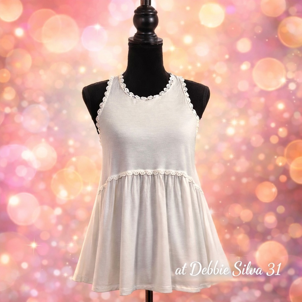 NEW POL Ivory Sleeveless Tank with Lace Detail